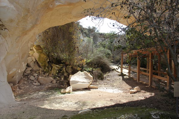 143-Колокольные пещеры